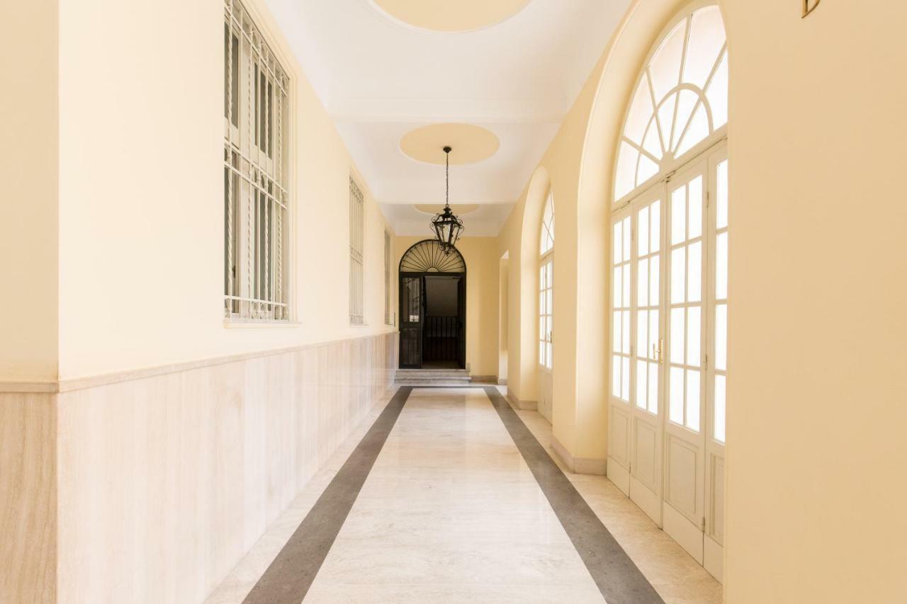 B&B Giovine Italia Рим Екстериор снимка