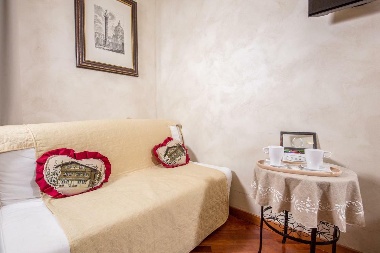 B&B Giovine Italia Рим Екстериор снимка